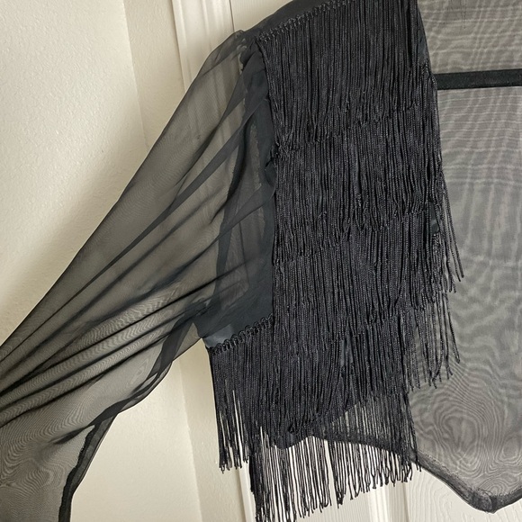Vintage woman’s Sheer Black Fringe cardigan size X-Large - Picture 4 of 9